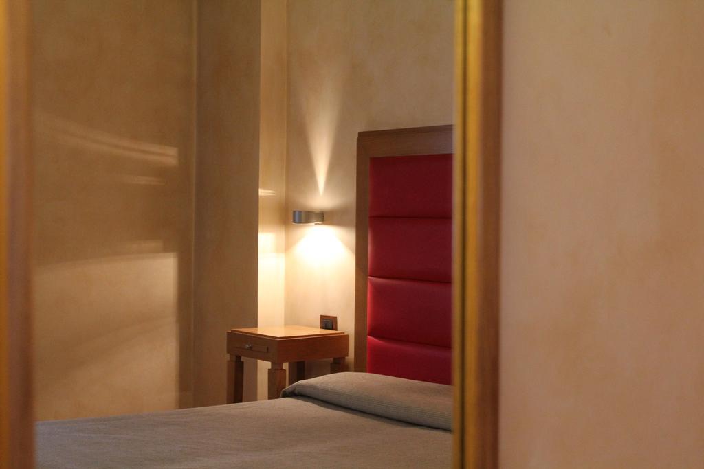 Hotel Castello Л'Акуила Экстерьер фото